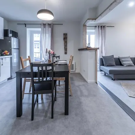 *le Claussat* Paisible - Rdc - Proche Centre Ville 아파트 Chamalières